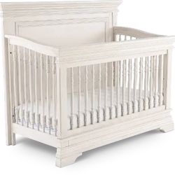 Olivia Convertable Crib 