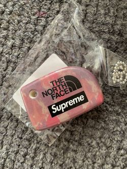 Supreme North Face Floating Keychain