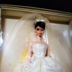 Barbie  Silktone Perfect  Bride Collectible