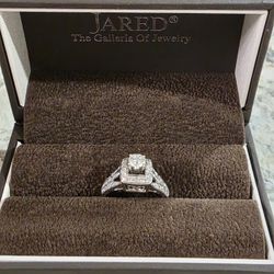 14k Diamond Jared Engagement Ring 