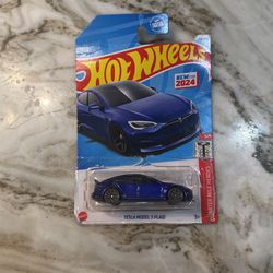 Rare Tesla Model S Plaid Quarter Mile Hero’s Edition
