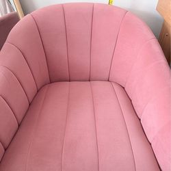 Pink Swirl Chair in really good condition