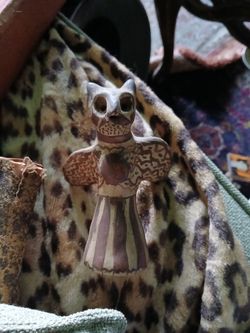 terracotta/clay owl effigy figurine