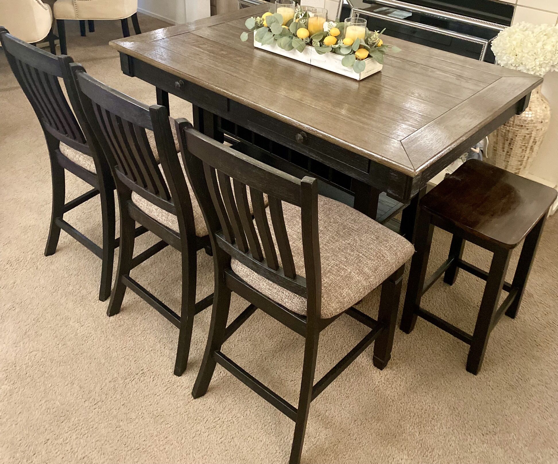 Dining Table Set