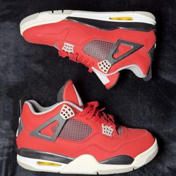 Size 12 men Jordan 4s no box