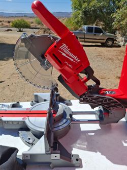 Milwaukee M18 FUEL 10" Dual Bevel Sliding Compound Miter Saw (tool only)
