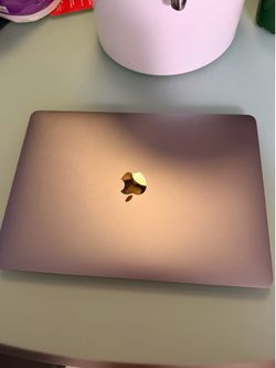 MacBook Pro Touch Bar