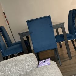 Pierre 7 Piece Dining Set