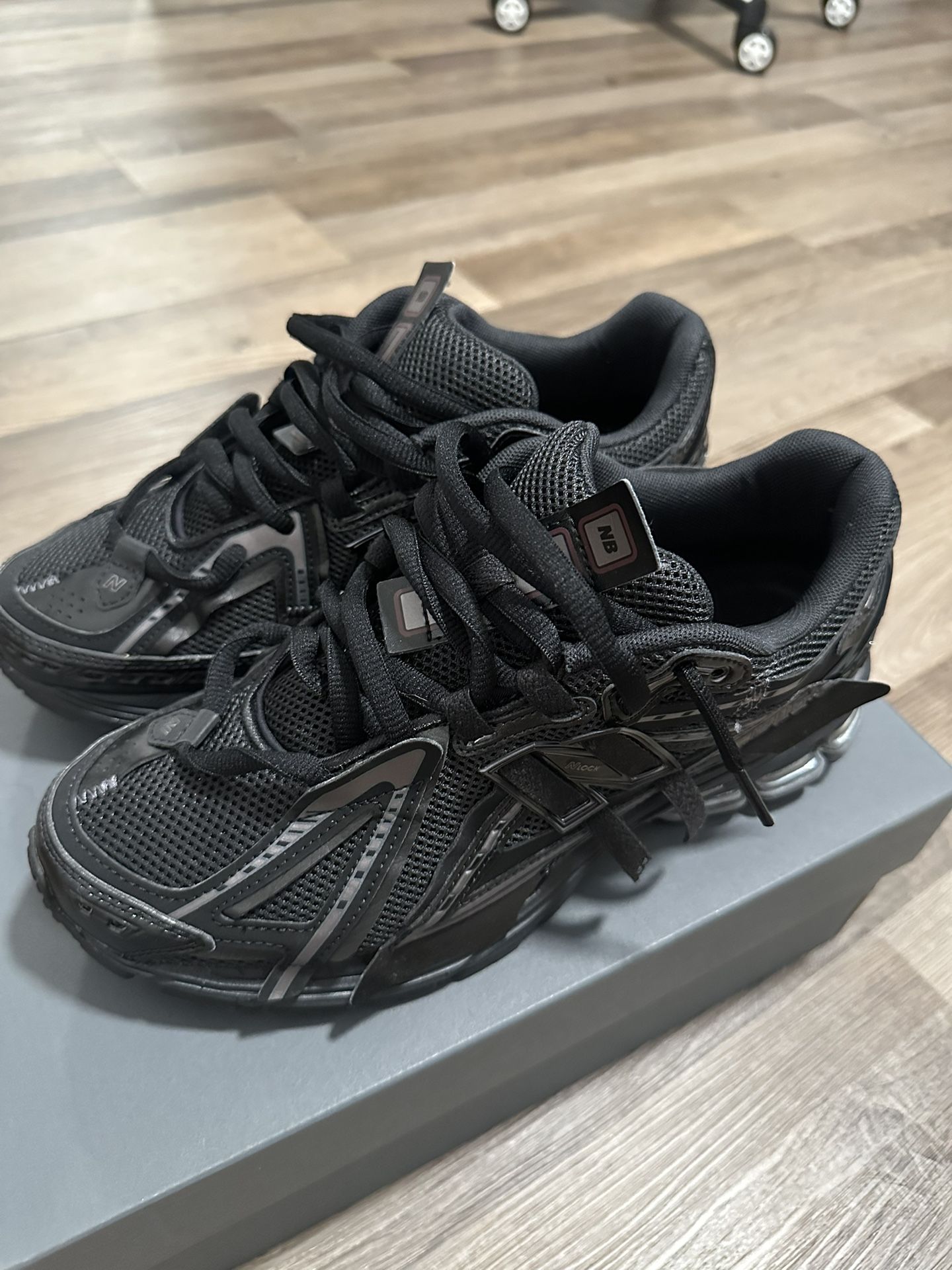 New Balance 1906a Size 8.5