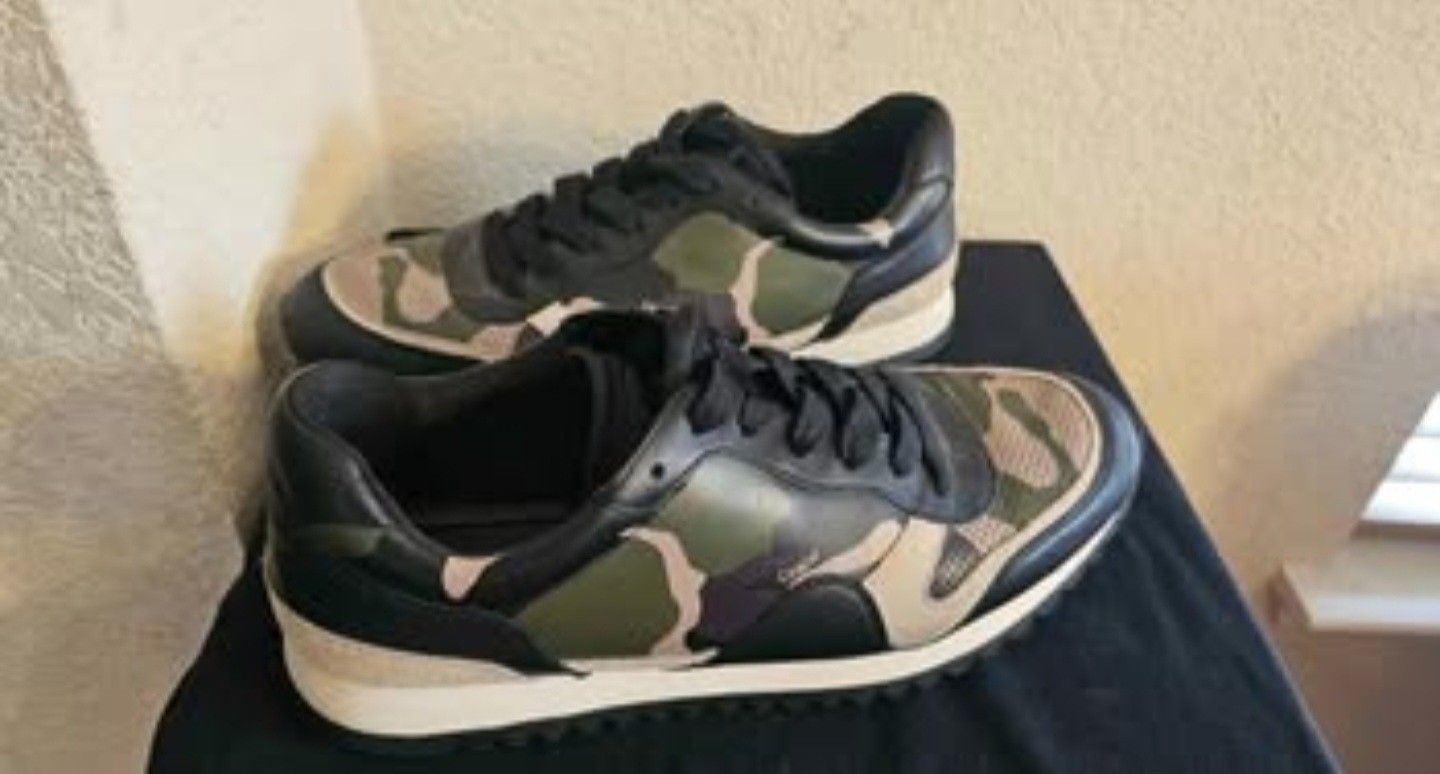 COACH Camo Men´s 11.5 Athletic/Casual/Gym Shoes New Open Box Floor Display  & Accessories