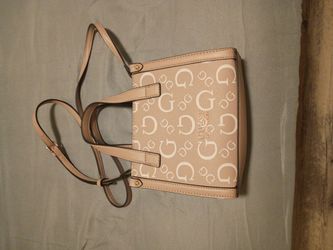 Brand New Women's Guess Bag