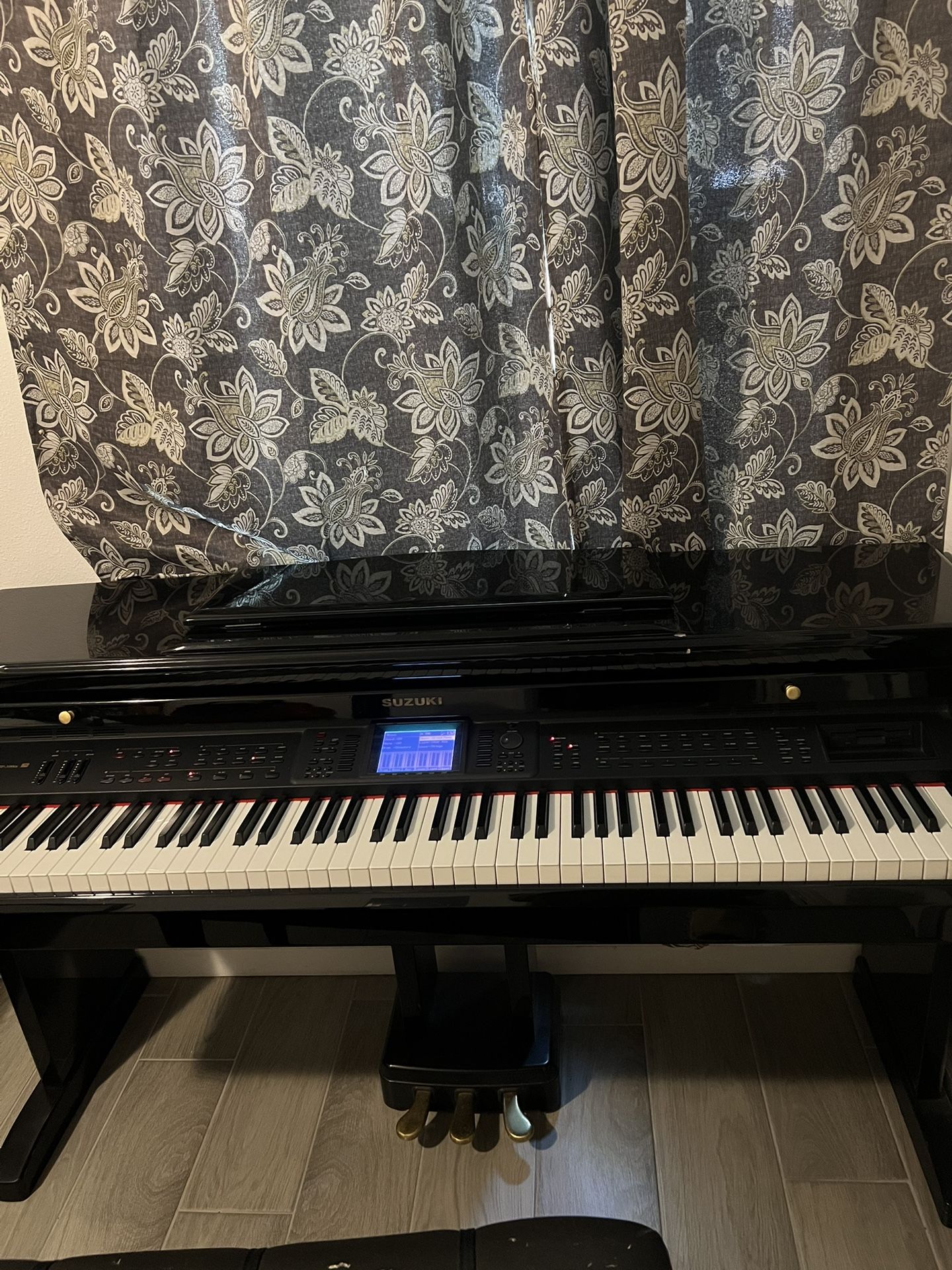 SUSUKI HP - 300ex PIANO