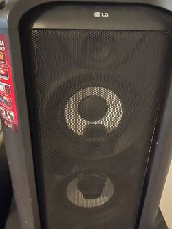 Lg Rk7 XBOOM Blue Tooth Speaker 550 Watts
