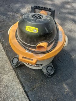 ​RIDGID Wet/Dry Shop Vacuum (Heavy Duty)