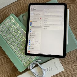 Apple iPad Air 11” M2 chip 128GB (2024 model / Gray) with keyboard and Pencil (100% battery) 