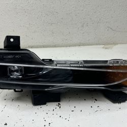 2017 - 2023 TESLA MODEL Y FOG LIGHT DRL PASSENGER SIDE LED OEM 1(contact info removed)0D 11R