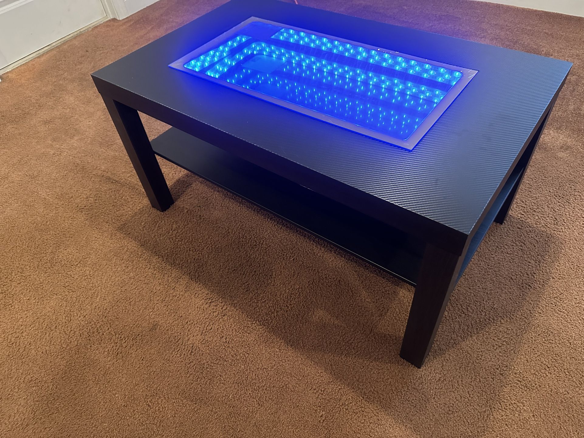 Selling Brand New Led Table