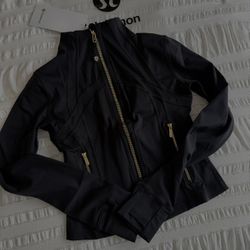 Lululemon Jacket Black