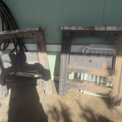 Tengo Estos Banquitos