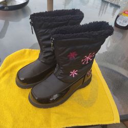 Black Snow Boots For Girl