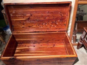 Cedar Wood Storage Chest Trunk