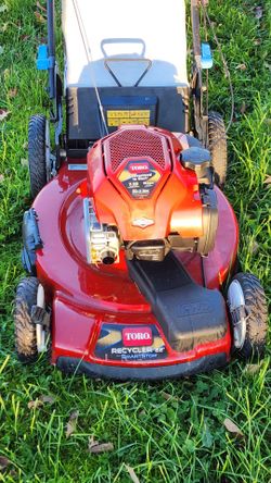 Toro 22" Recycler Lawn Mower