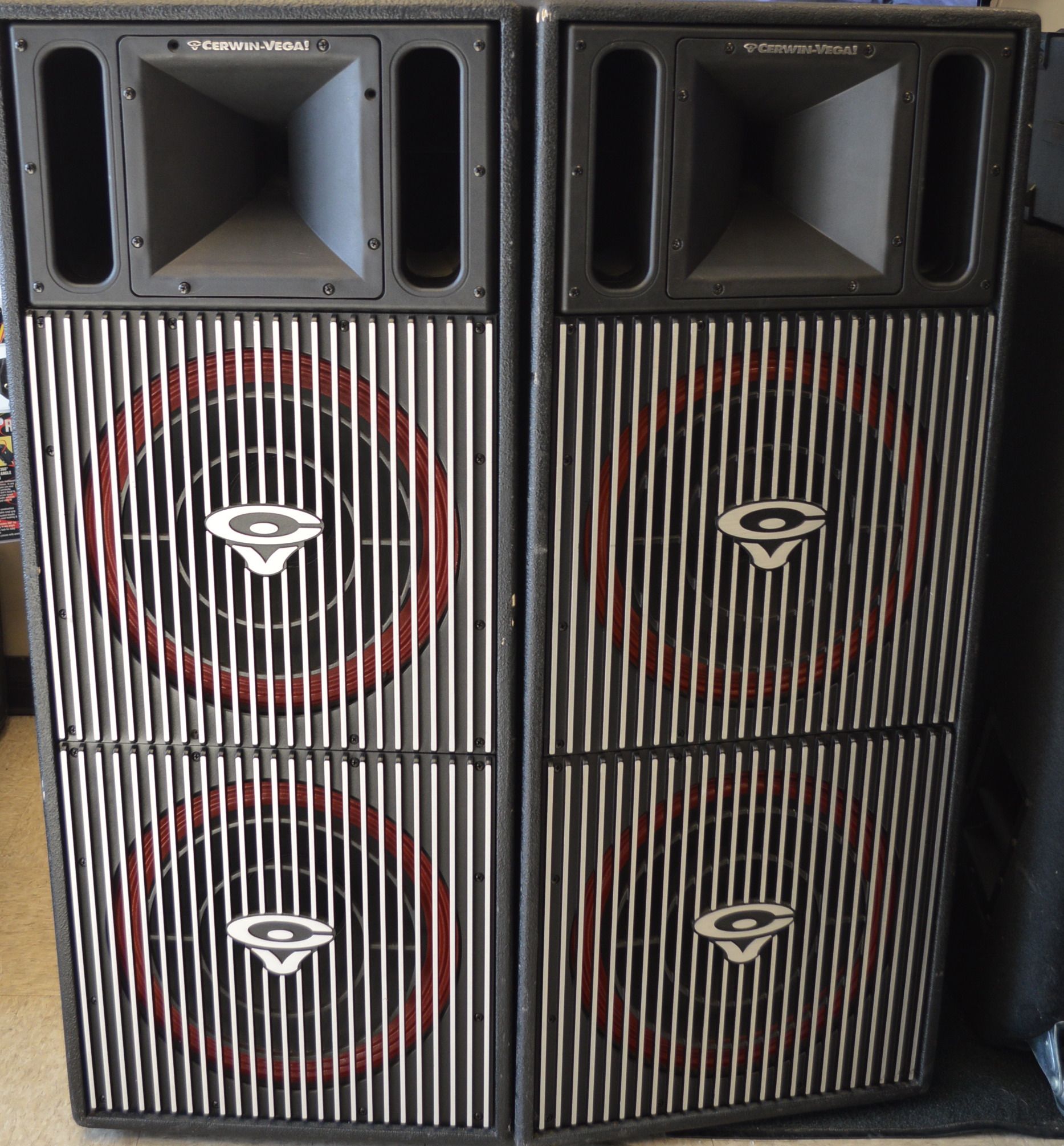 Cerwin Vega ~ CVP-2153 1000 Watt Professional Three-way Loudspeaker set of 2