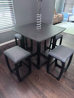 Dining room set