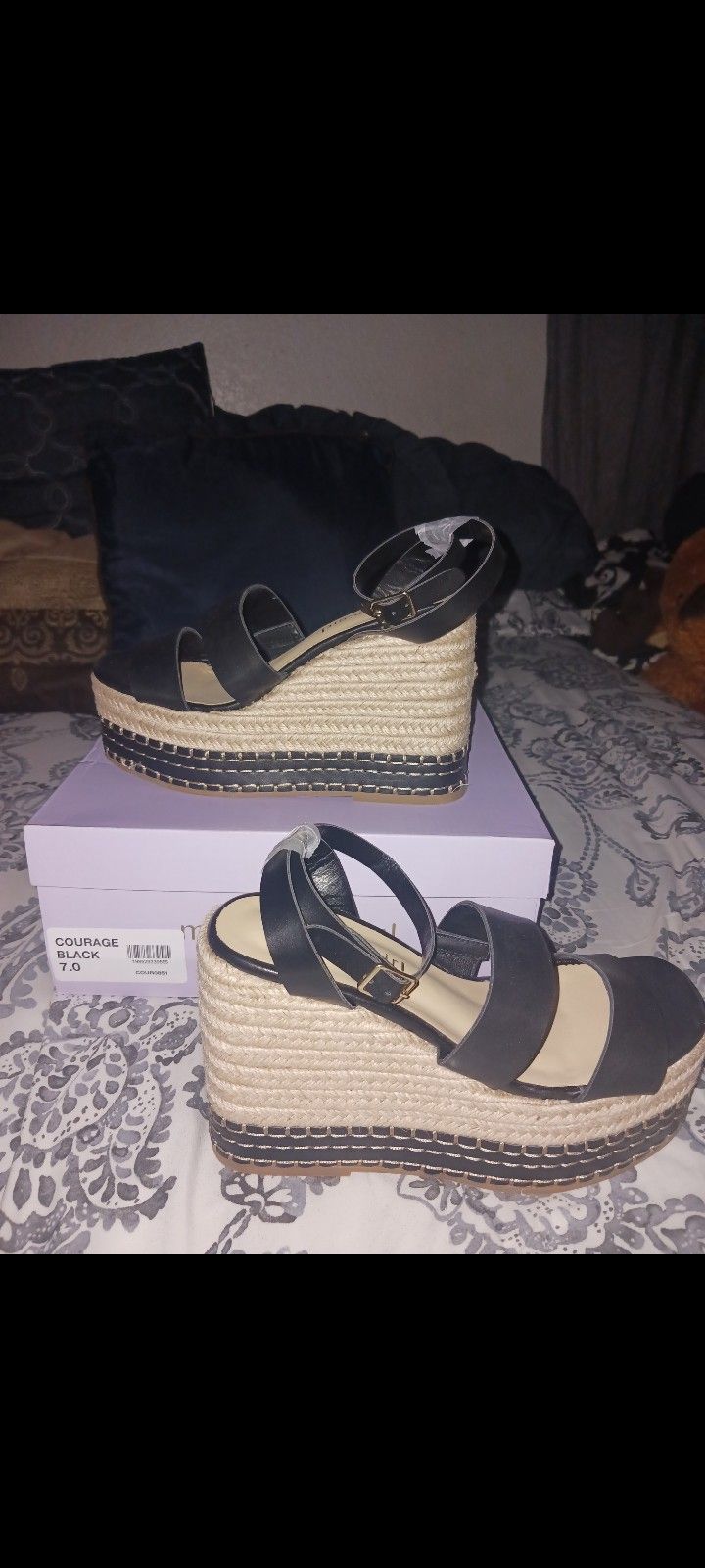 Madden Girl Wedges