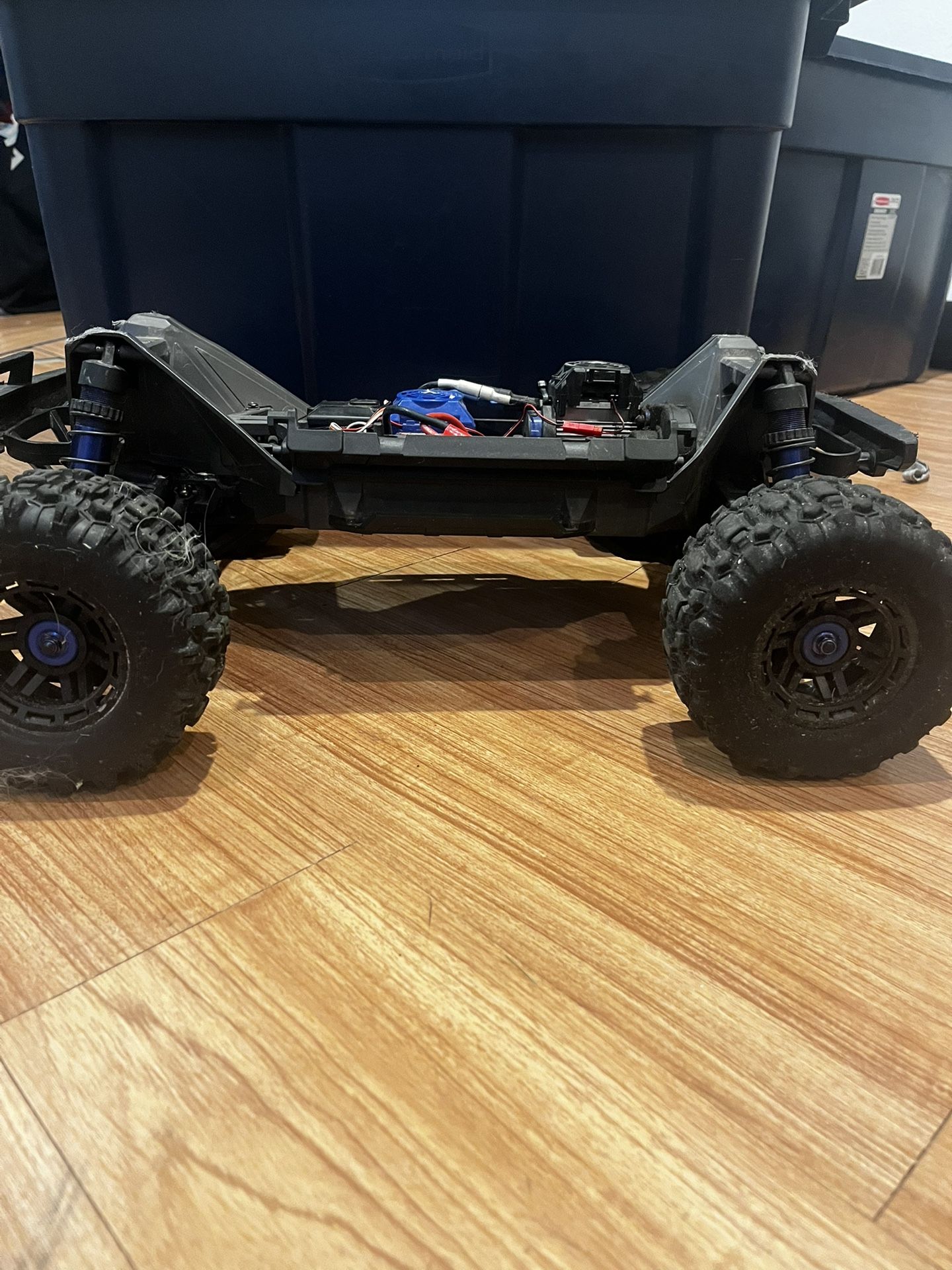 Traxxas Maxx V2 RC Car