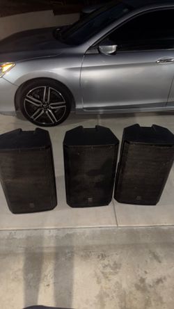 3 Electro-Voice EV Speakers ZLX-15P