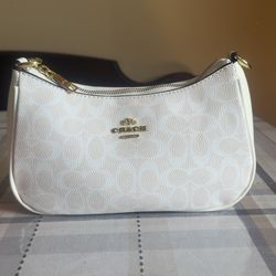 White Coach Purse with Gold Hardware