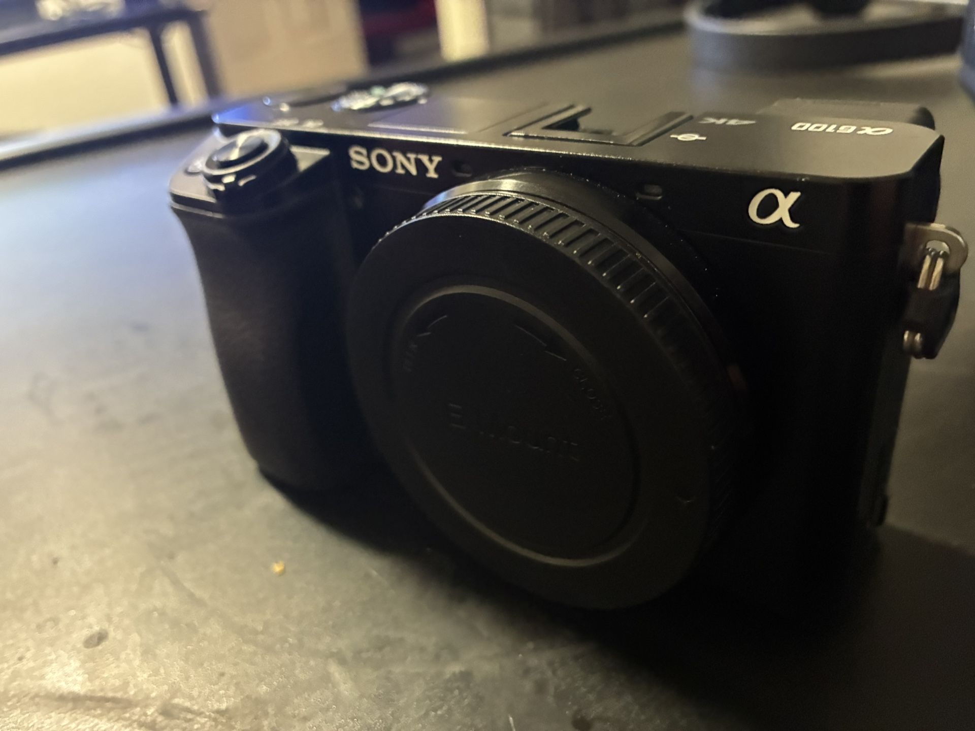 Sony A6100 Body