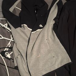 Large Nike tech zip up