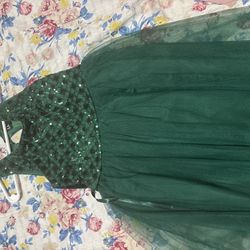Emerald Dress Girl