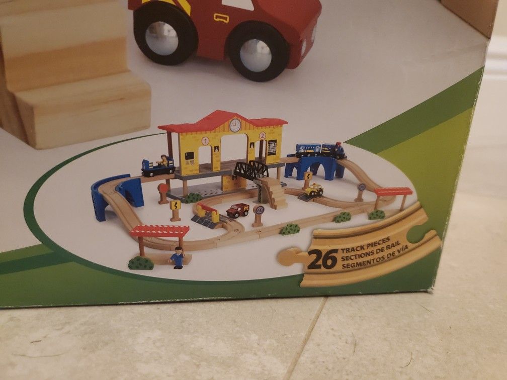 Imaginarium Train set New in box!