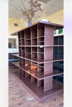 Store front display