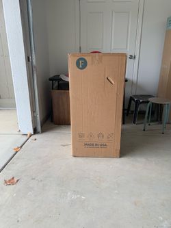 New full size mattress 10 inch