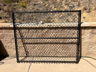 Black chain-link gate 5’ tall x 6’ wide