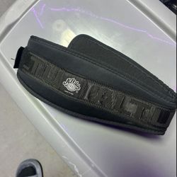 Altus Weightlifting Belt