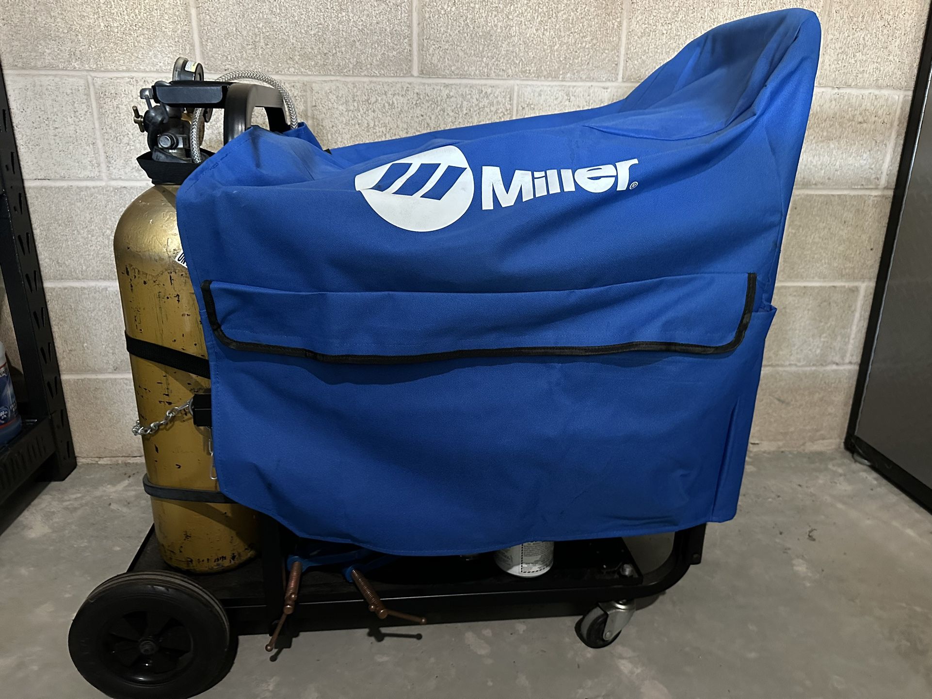 Millermatic 211 Mig Welder With Cart And Gas 