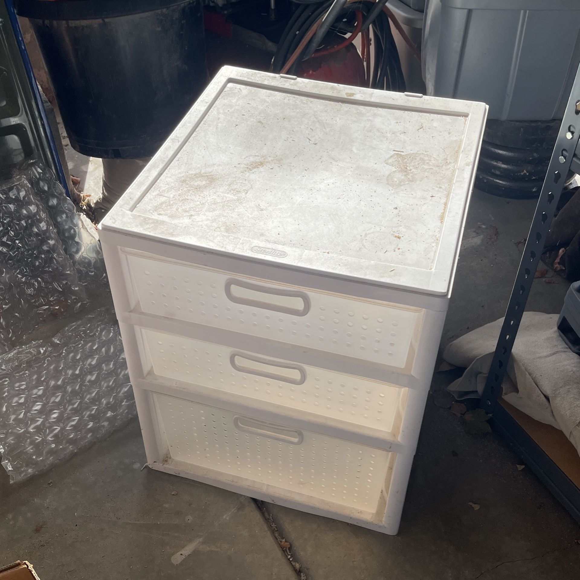 3 Drawer Sterilite Plastic Drawers