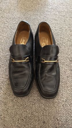MENS LOAFERS SIZE 8