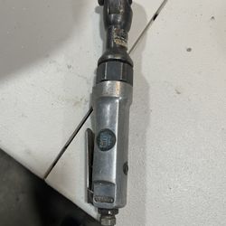 Air Powered Socket Wrench 