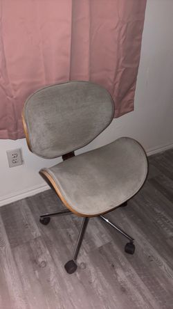 nice sturdy chair