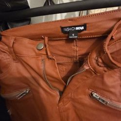 Fashion nova leather pants size small