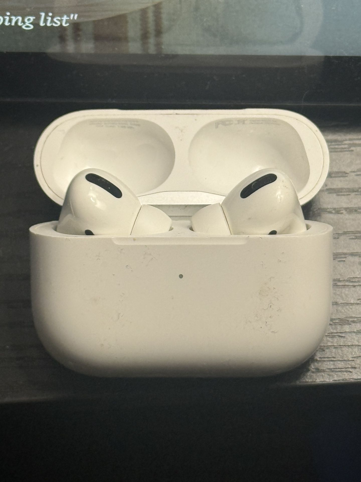 Apple AirPod Pros