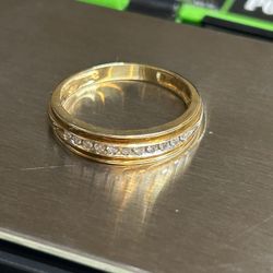 14k Gold Diamond Ring Size 10