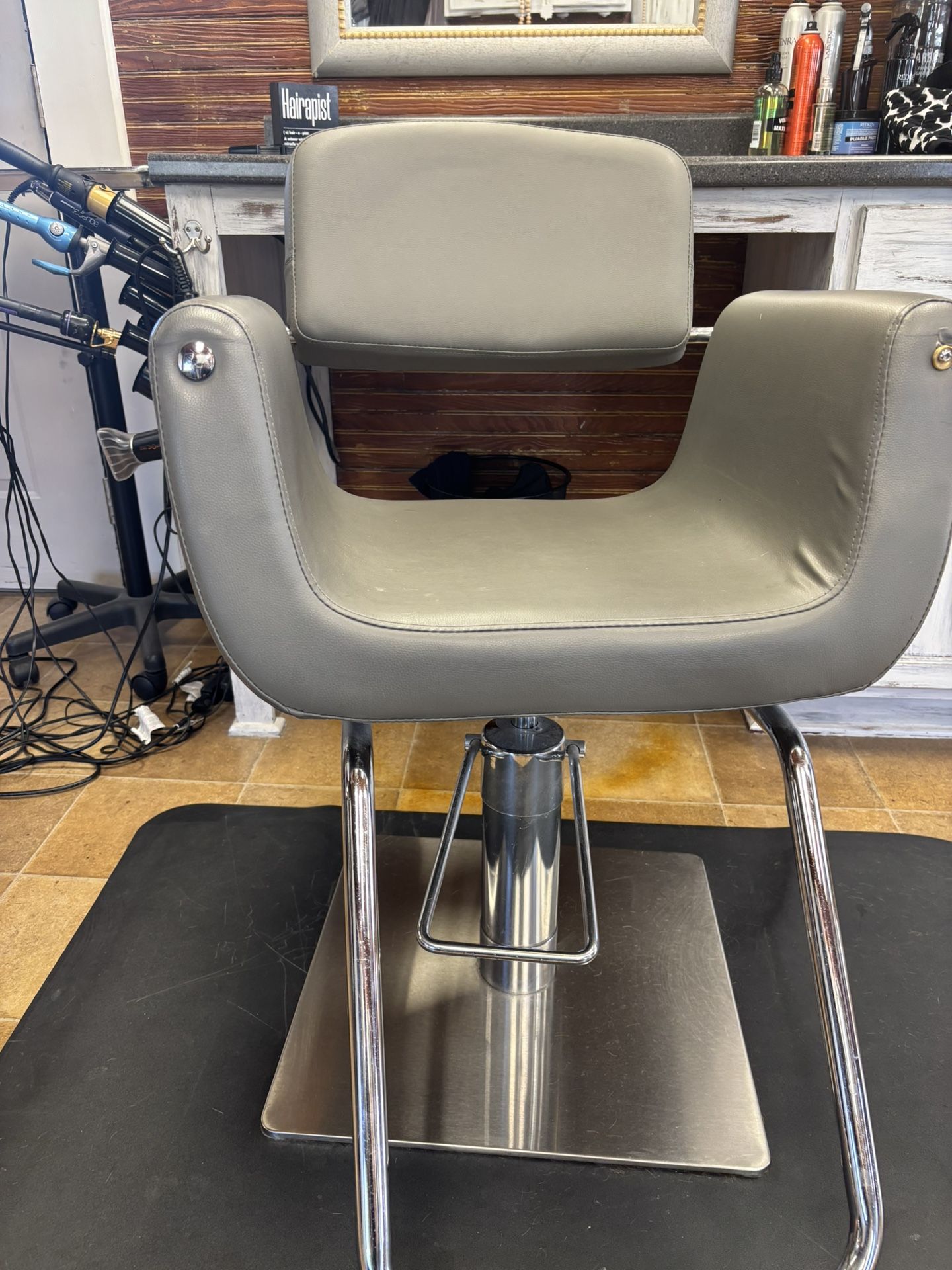 Beauty Shop Chairs  100.00 Each Shampoo Bowl 65.00