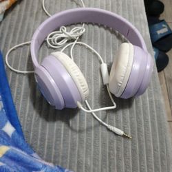 Headphones 